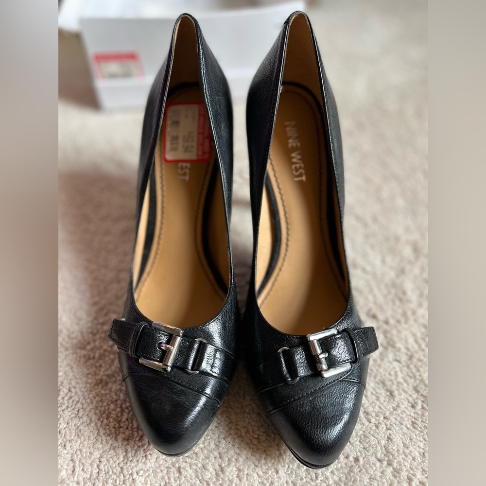 New Size 7.5 Nine West black heels